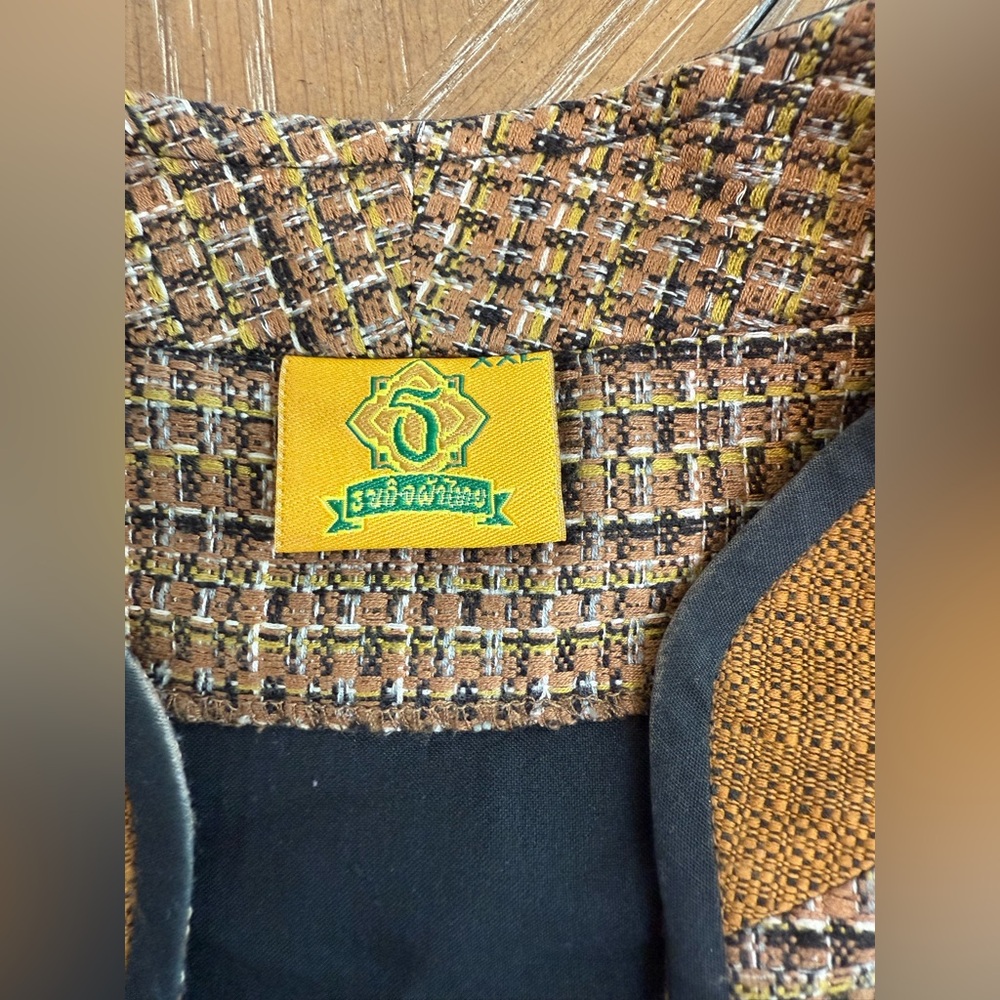 Thanakit Thai Silk Jacket with colorful Geometric Patterns - Picture 5 of 11